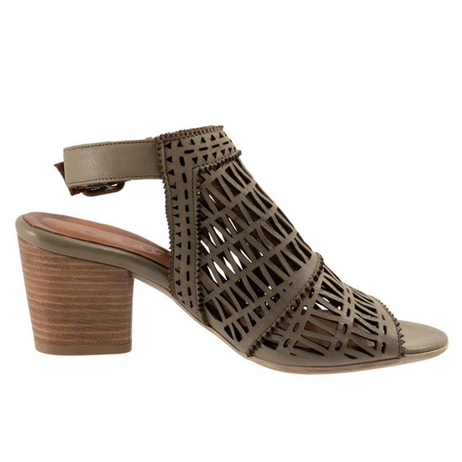 Women Bueno Sandals | Candace